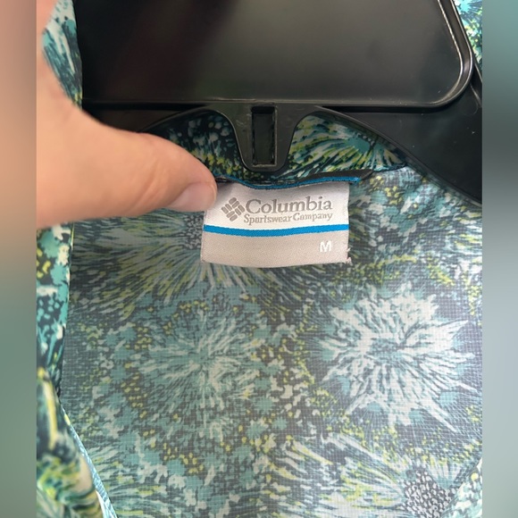 Women’s Columbia Windbreaker Jacket - Picture 3 of 7